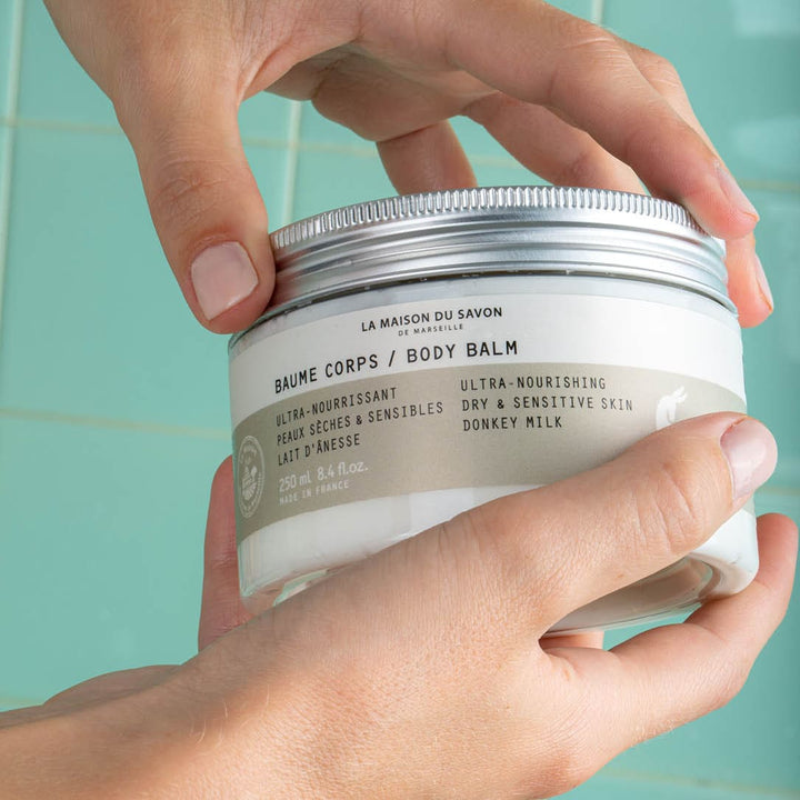 Lifestyle Baume Corps Ultra-Nourrissant au Lait d’Ânesse – 250 ml | La Maison du Savon de Marseille