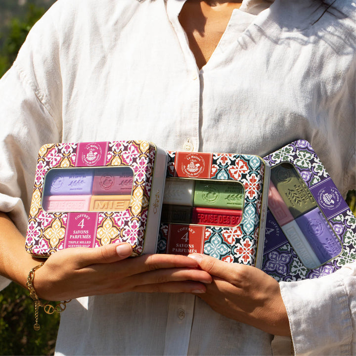 Signature Gift Set – 4 Scented Soaps with Shea Butter, 60g