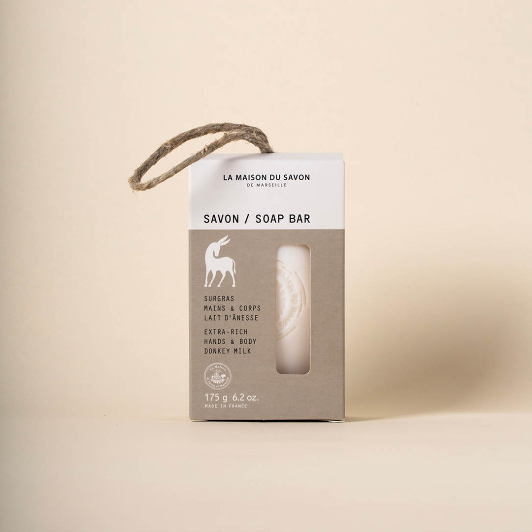 Packshot de face Savon Surgras au Lait d'Ânesse - 175 g | La Maison du Savon de Marseille
