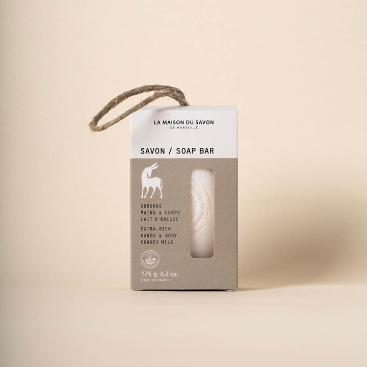 Packshot de face Savon Surgras au Lait d'Ânesse - 175 g | La Maison du Savon de Marseille