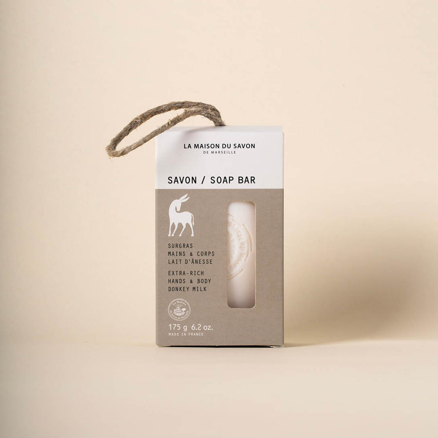 Packshot de face Savon Surgras au Lait d'Ânesse - 175 g | La Maison du Savon de Marseille