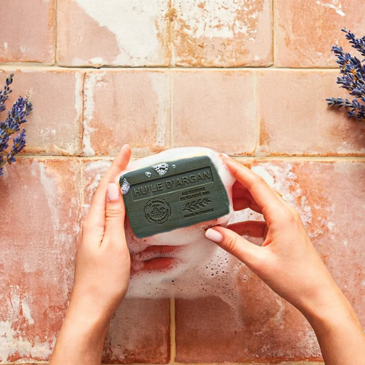 Argan oil scented solid soap - With organic shea butter 250g (filmed)