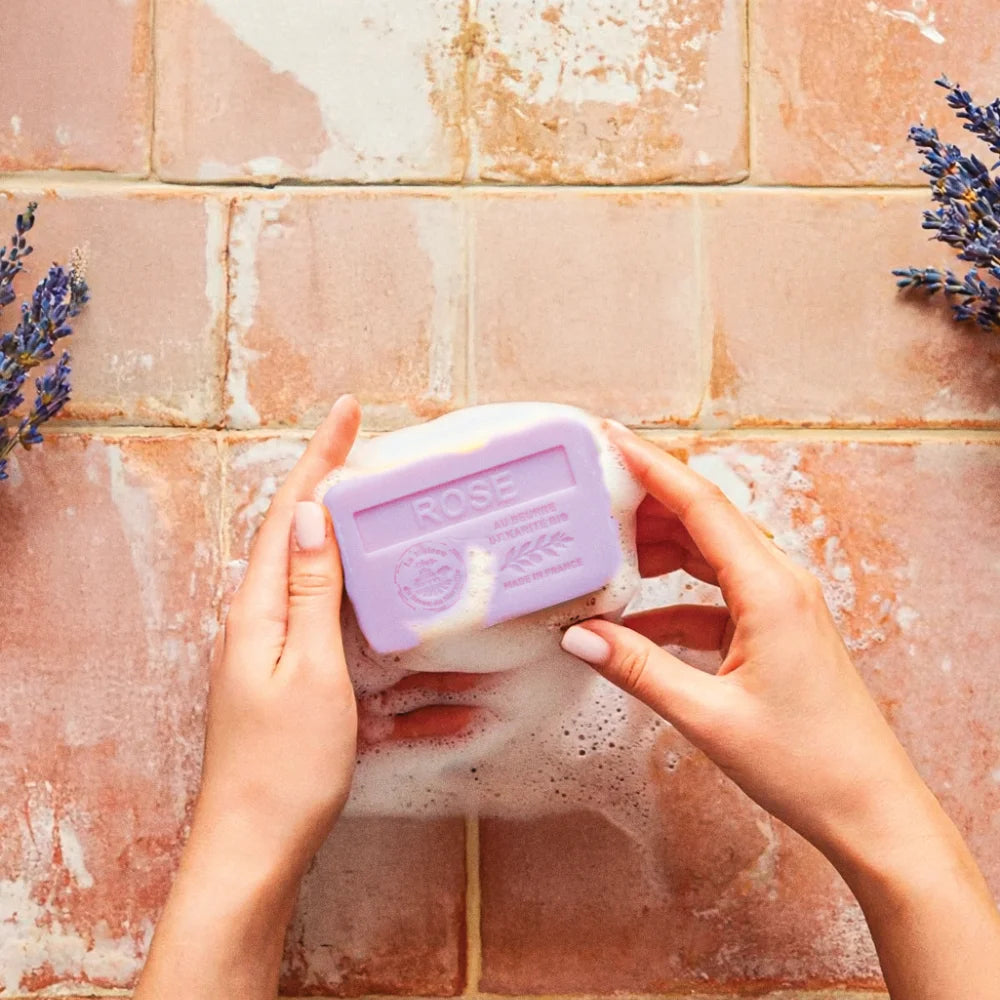 Organic perfumed solid soap - Rose 250g (filmed)